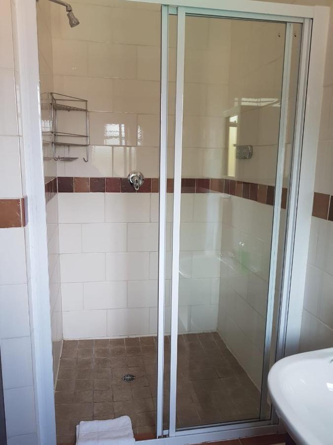 Private Apartments & Biz Stays Pretoria-Noord Esterno foto