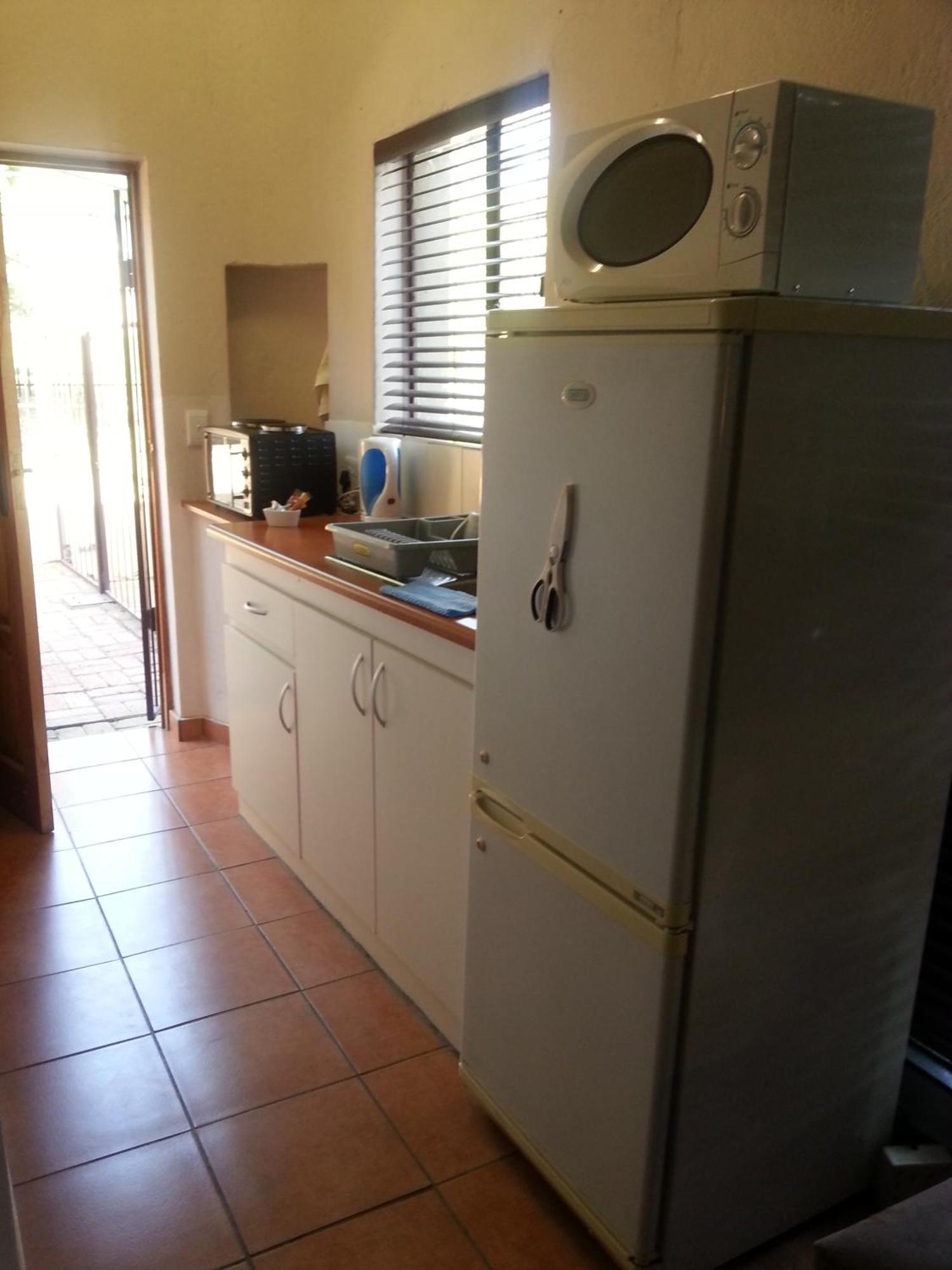 Private Apartments & Biz Stays Pretoria-Noord Esterno foto