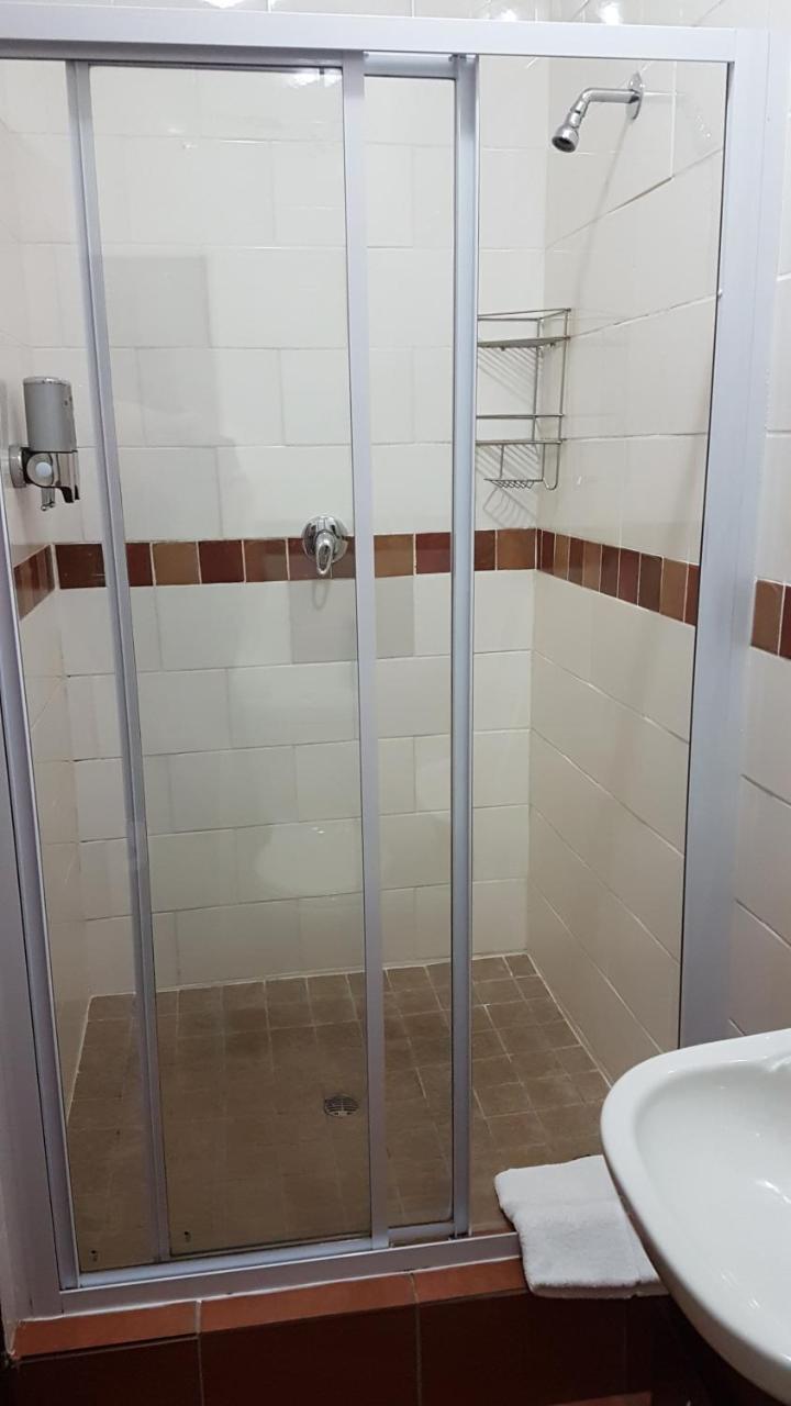 Private Apartments & Biz Stays Pretoria-Noord Esterno foto
